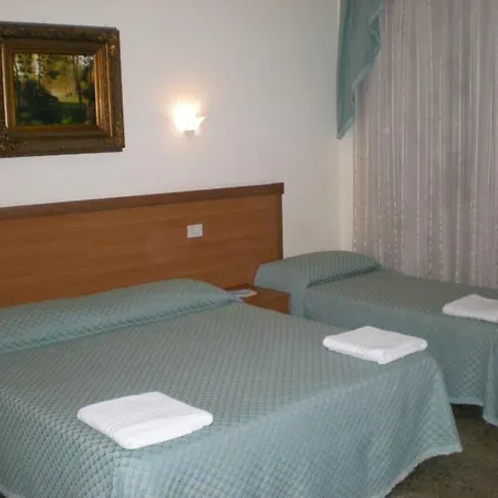 Hotel Blues 5*